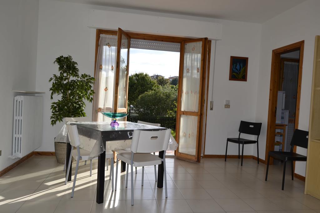 Via Dante 10 Apartment Sirolo Εξωτερικό φωτογραφία